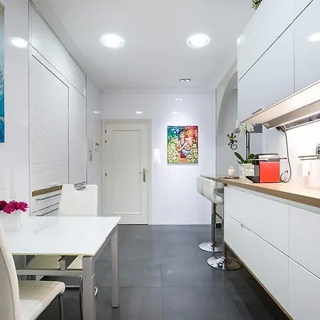 En Vivienda De Lujo En Gran Via Habitación en casa particular Bilbao